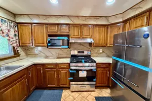 1106 E Hortter St, Philadelphia, PA 19150 - Photo 10