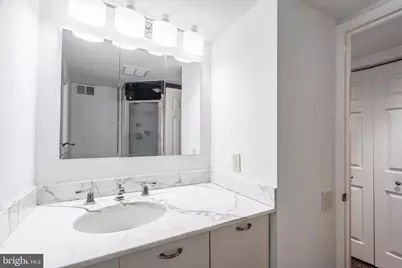 2228 Pine Street, Philadelphia, PA 19103 - Photo 16