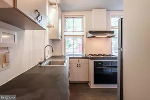 2228 Pine St, Philadelphia, PA 19103 - Photo 2