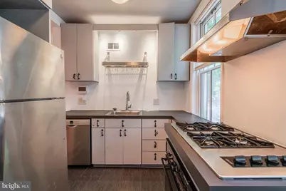 2228 Pine Street, Philadelphia, PA 19103 - Photo 4