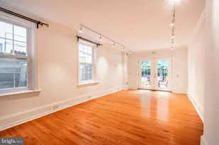 2228 Pine St, Philadelphia, PA 19103 - Photo 12