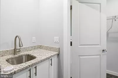 1905 E Harold Street, Philadelphia, PA 19125 - Photo 16