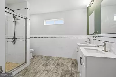 1905 E Harold Street, Philadelphia, PA 19125 - Photo 12
