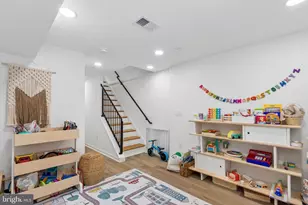 2231 Pemberton St, Philadelphia, PA 19146 - Photo 26