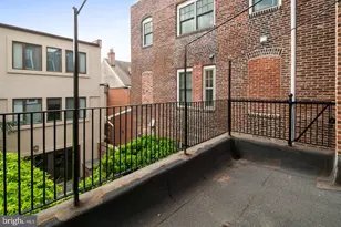 632 Pine St, Philadelphia, PA 19106 - Photo 16