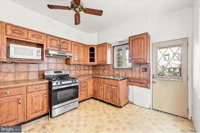 2417 E Cumberland Street, Philadelphia, PA 19125 - Photo 14