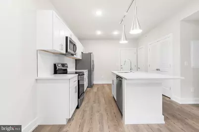 214 Vine Street #204, Philadelphia, PA 19106 - Photo 22