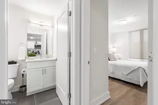 214 Vine St, Philadelphia, PA 19106 - Photo 18
