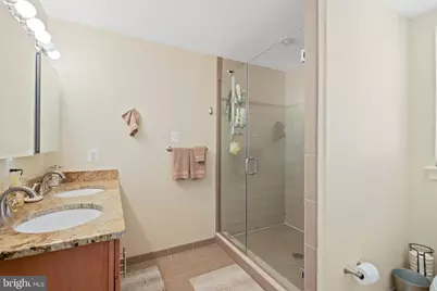 714 S Hicks Street, Philadelphia, PA 19146 - Photo 18