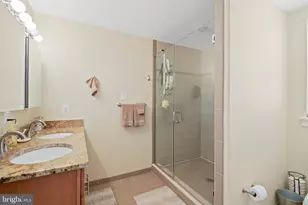 714 S Hicks St, Philadelphia, PA 19146 - Photo 18