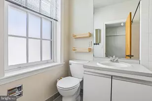 2231 Green St, Philadelphia, PA 19130 - Photo 16
