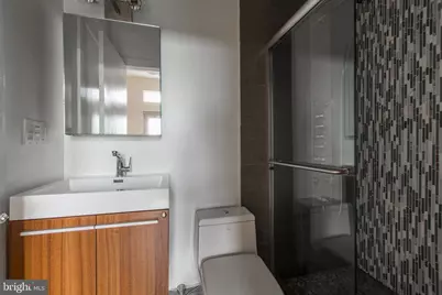 808 N 4th Street, Philadelphia, PA 19123 - Photo 32
