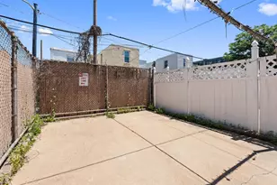 2325 E Sergeant St, Philadelphia, PA 19125 - Photo 32