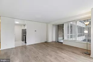 224 W Rittenhouse Square, Philadelphia, PA 19103 - Photo 2