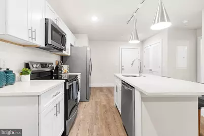 214 Vine Street #504, Philadelphia, PA 19106 - Photo 10