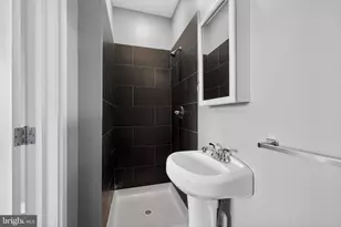 1511 W Seybert St, Philadelphia, PA 19121 - Photo 24