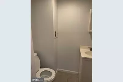 2427 N 10th Street, Philadelphia, PA 19133 - Photo 12