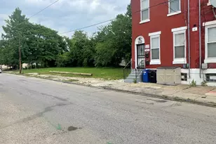 2427 N 10th St, Philadelphia, PA 19133 - Photo 2