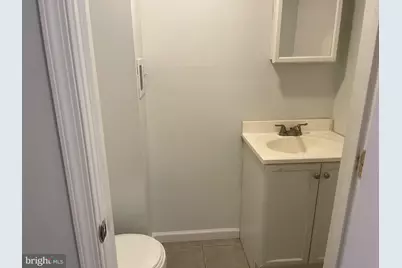2427 N 10th Street #B, Philadelphia, PA 19133 - Photo 32