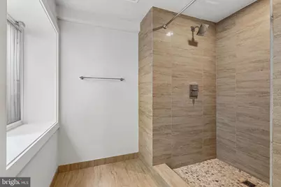 412 N Front Street #21, Philadelphia, PA 19123 - Photo 36