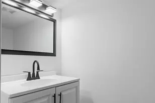 83 W Sharpnack St, Philadelphia, PA 19119 - Photo 20