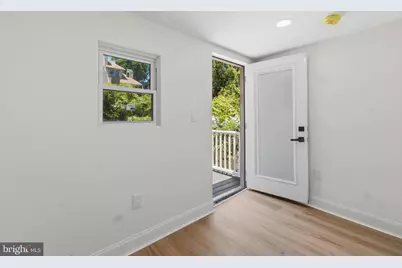 83 W Sharpnack Street, Philadelphia, PA 19119 - Photo 4