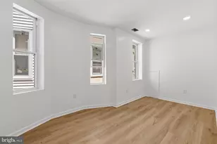 83 W Sharpnack St, Philadelphia, PA 19119 - Photo 32