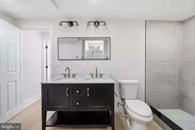 423 S 20th Street #B, Philadelphia, PA 19146 - Photo 22