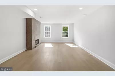 423 S 20th Street #B, Philadelphia, PA 19146 - Photo 2
