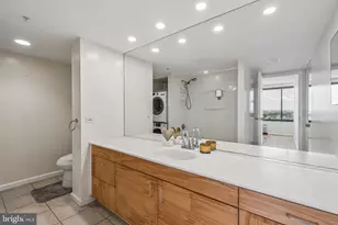 2001 Hamilton St, Philadelphia, PA 19130 - Photo 20