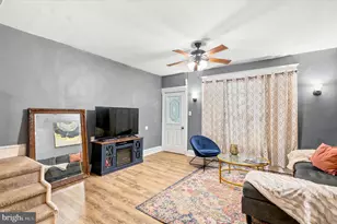 1326 Steinber St, Philadelphia, PA 19124 - Photo 10