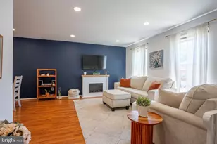 221 Goodford Rd, Philadelphia, PA 19154 - Photo 4
