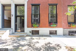 1817 Pine St, Philadelphia, PA 19103 - Photo 2