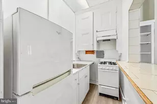1817 Pine St, Philadelphia, PA 19103 - Photo 6