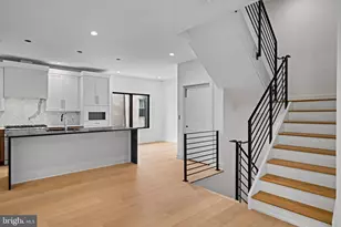 706 Latona St, Philadelphia, PA 19147 - Photo 12