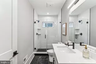 706 Latona St, Philadelphia, PA 19147 - Photo 28