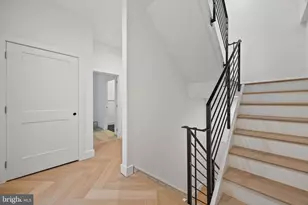 706 Latona St, Philadelphia, PA 19147 - Photo 2