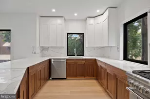 706 Latona St, Philadelphia, PA 19147 - Photo 6