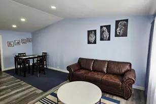 2680 Tremont St, Philadelphia, PA 19152 - Photo 12