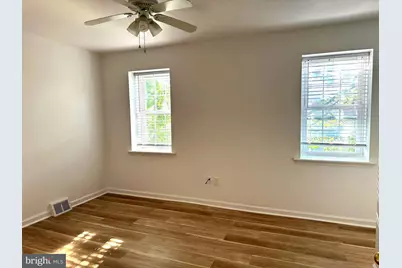 2731 S Fairhill Street, Philadelphia, PA 19148 - Photo 8