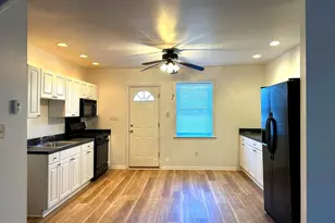 2731 S Fairhill St, Philadelphia, PA 19148 - Photo 6