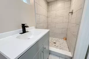 1217 S Peach St, Philadelphia, PA 19143 - Photo 12