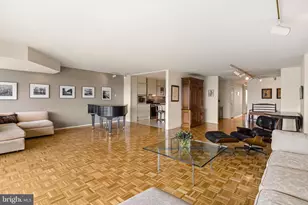 2401 Pennsylvania Ave, Philadelphia, PA 19130 - Photo 4