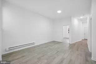 247 W Berkley St, Philadelphia, PA 19144 - Photo 10