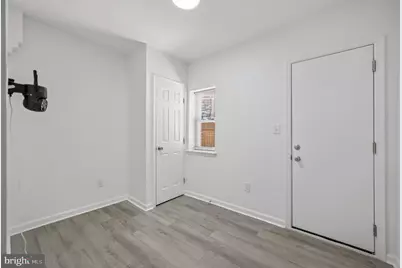 247 W Berkley Street, Philadelphia, PA 19144 - Photo 6
