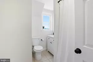 917 Oakmont St, Philadelphia, PA 19111 - Photo 32