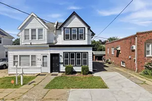 917 Oakmont St, Philadelphia, PA 19111 - Photo 2