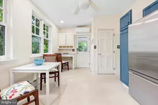 104 W Gravers Ln, Philadelphia, PA 19118 - Photo 10