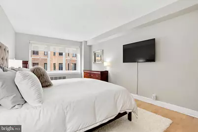 220 W Rittenhouse Square #5D, Philadelphia, PA 19103 - Photo 16