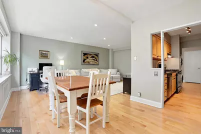 220 W Rittenhouse Square #5D, Philadelphia, PA 19103 - Photo 8